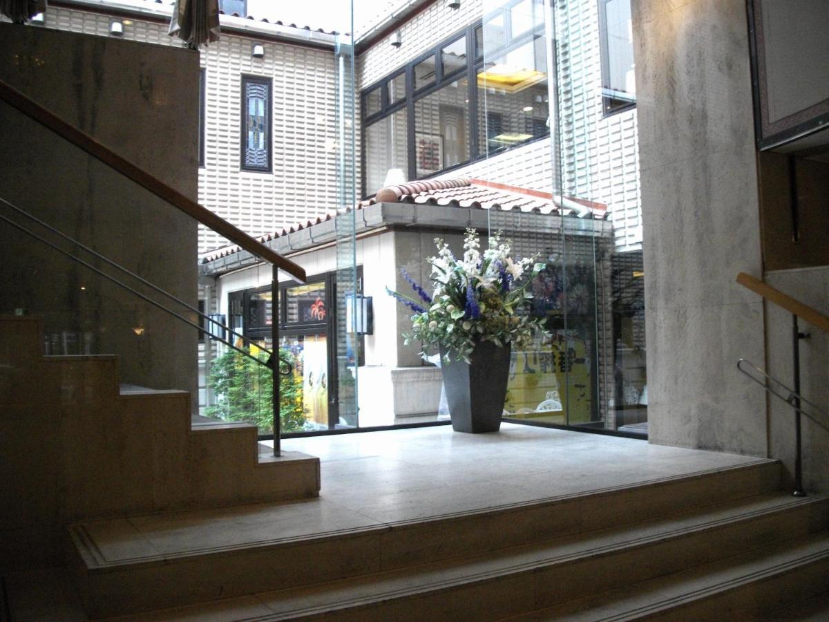 โฮเทล ดันโระกัง Hotel โคฟุ ภายนอก รูปภาพ